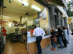 Cafes prices in Romania, Queue for cakes