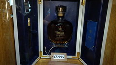 Whiskey in Scotland, Gift bottle of whiskey