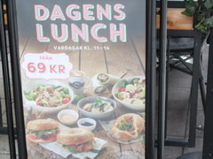 Цены в Стокгольме на еду, шведский стол