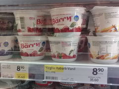 Grocery stores prices in Stockholm, Sweden, Yogurt in the supermarket