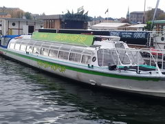 Prices for entertainment in Stockholm, hop on hop off boat