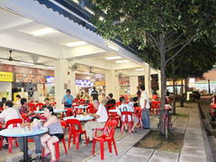 Food prices in Singapore, Food court for locals on the street