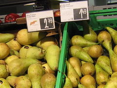 Prices for food in Slovakia, Pears