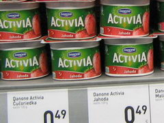 Grocery prices in Slovakia, Yogurt activia