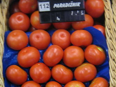 Food prices in Slovenia (Ljubljana) at grocery stores, Tomatoes