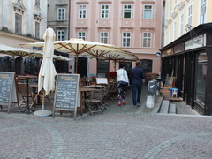 Prices in restaurants in Slovenia, Restaurant outside