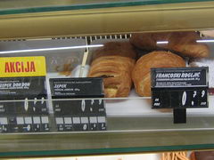 Food prices in Slovenia (Bled), Baking