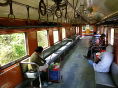 транспорт в Таиланде в Паттайе, Вагон поезда в Бангкок