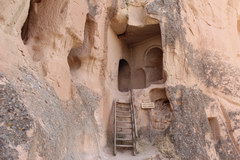 Каппадокия, Турция, Жилища бронзового века в скалах
