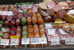 Цены на продукты в магазинах Анталии, Различные колбасы