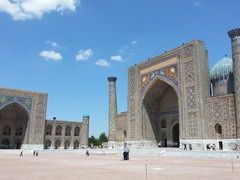 Развлеченя в Узбекистане, площадь Регистан
