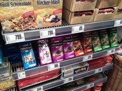 Цены на продукты в Венгрии, Шоколад и мюсли